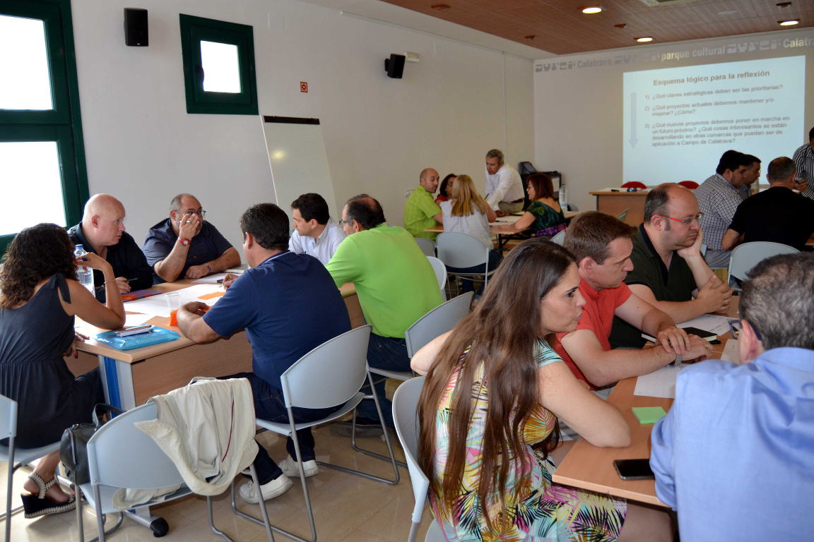 El Grupo Campo de Calatrava organiza un world café de Evaluación Intermedia de la Gobernanza de su Asociación