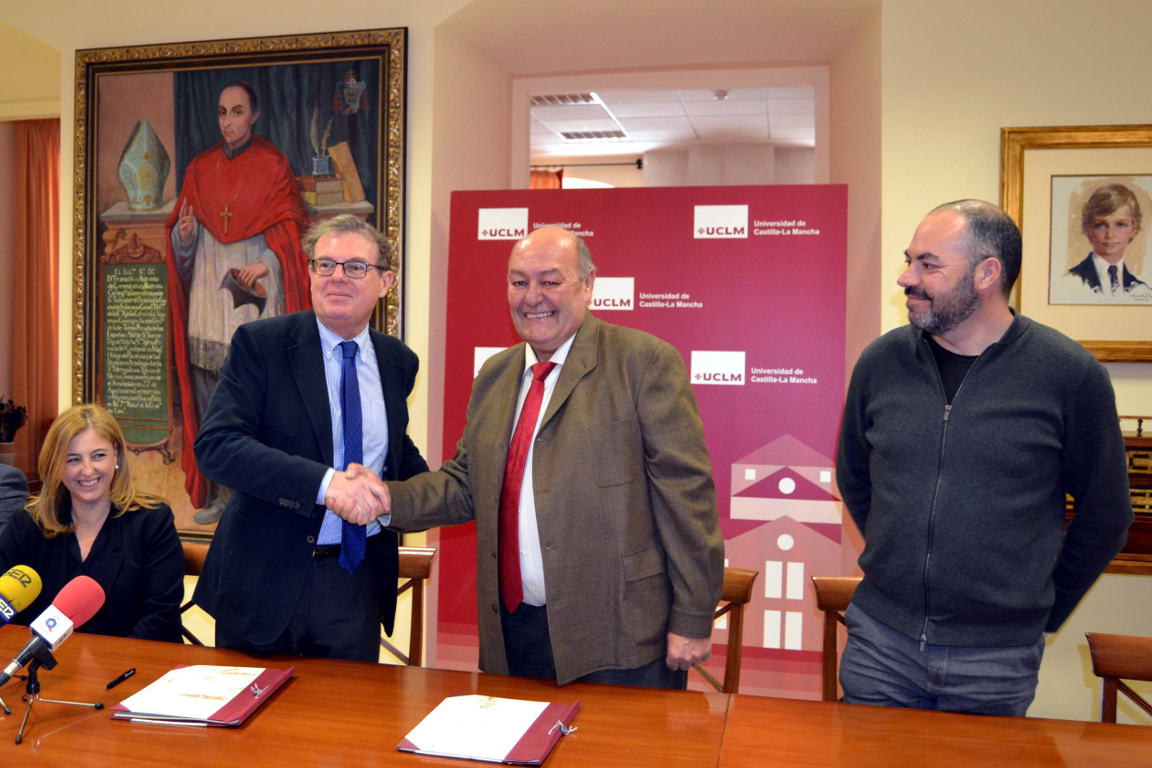 La UCLM estudiará la influencia de los suelos volcánicos del Campo de Calatrava en la composición de los vinos del territorio