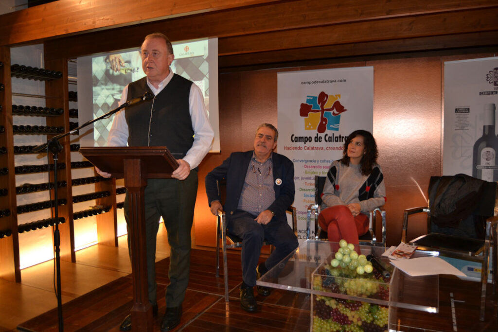 Expertos defienden proyectos de economía colaborativa que tengan en cuenta el territorio y la profesionalidad