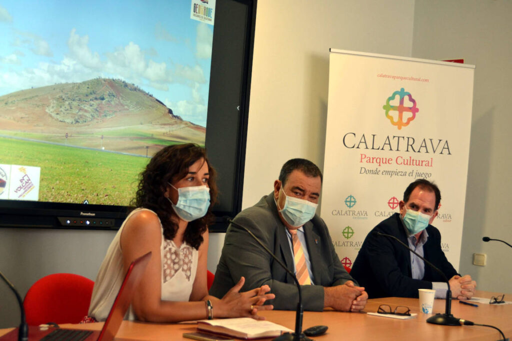 El Campo de Calatrava reivindica los volcanes y su contribución al desarrollo, con Cerro Gordo como instrumento de creación de empleo y de progreso territorial