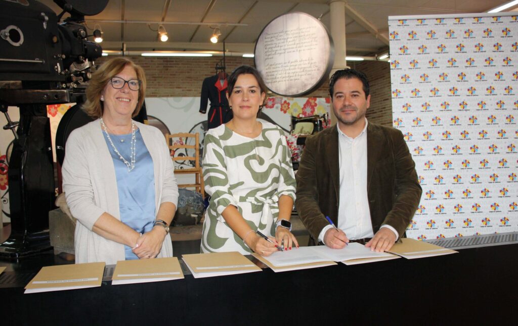 Firma ayuda LEADER representante ayuntamiento Calzada